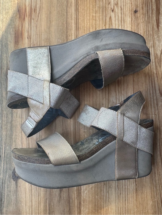 OTBT Shoes - OTBT Bushnell Leather Wedges 9